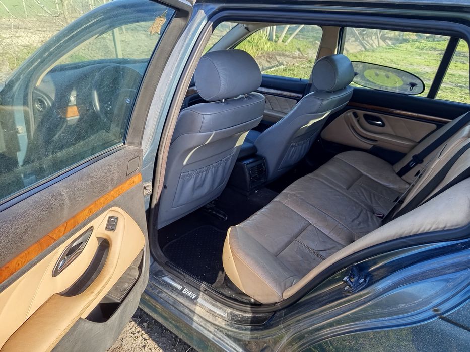 BMW 525 TDS 1998г-начасти