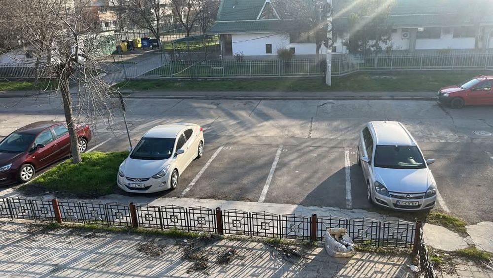 Spațiu comercial 900 mp de închiriat – 600 mp parter + 300 mp etaj – Călărași