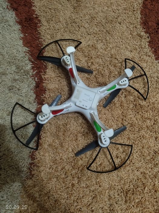 Dronă Stunt (ieftina)