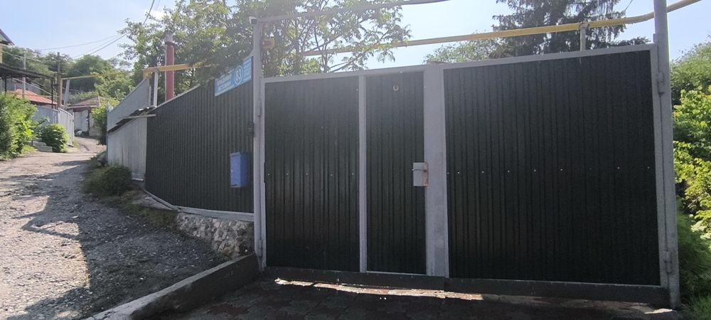 Продам дом в медеусском районе.