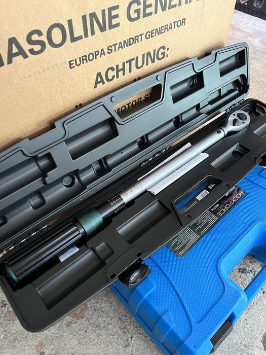 Динамометричен ключ 1/2 40-220Nm с бърза фиксация RockForce Premium