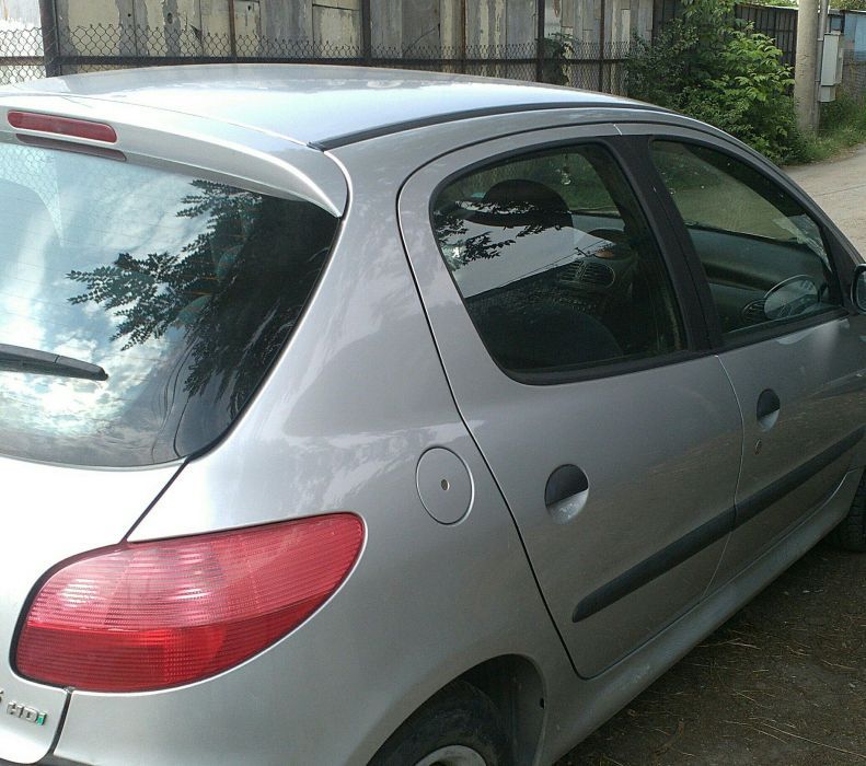 Пежо 206 1.4 HDI 68коня 2.0HDI 90коня 2002год на части