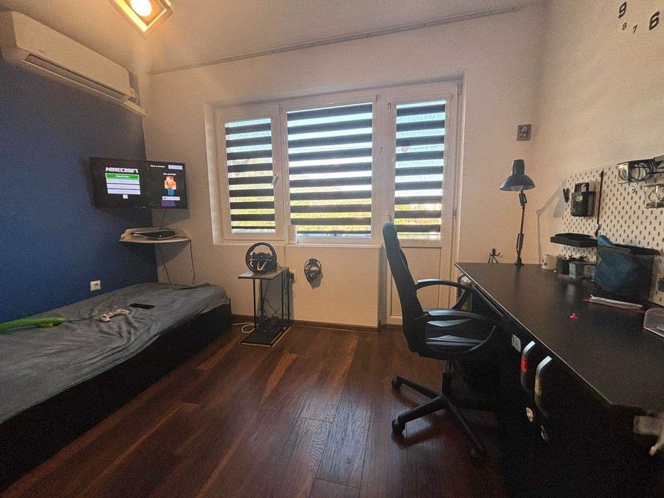 Продава се Тристаен апартамент в Карлово - 96 кв.м за 1615 €/кв.м - Снимка #13