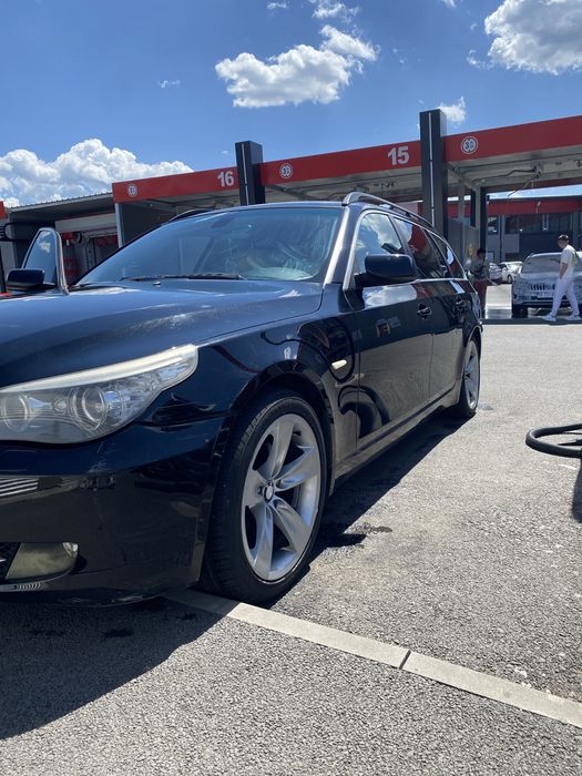 Bmw e 61 2.0 d  2008 facelift (3000 euro )