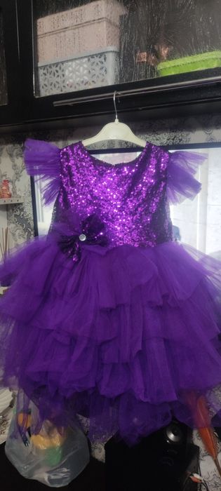 Нарядное платье для девочки