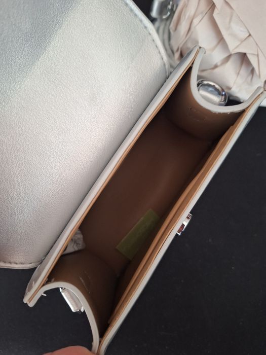 Нова дамска чанта