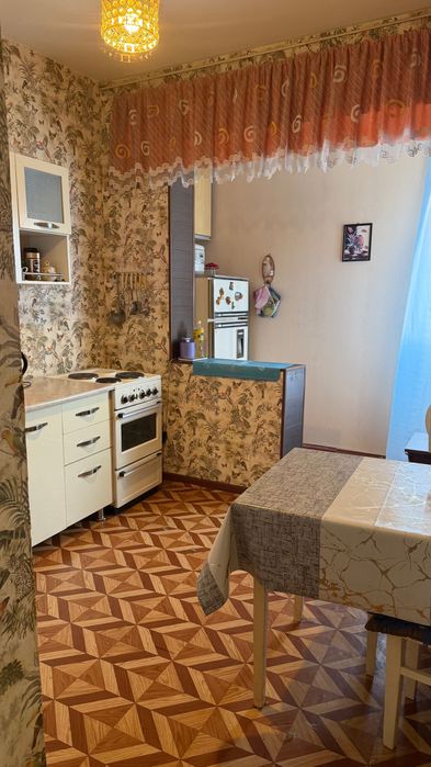 Продам квартиру двухкомнатную