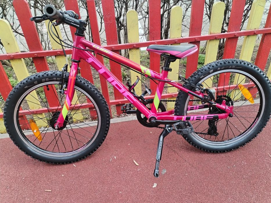 Bicicleta copii Cube roti 20 cadru aluminiu foarte ușoara