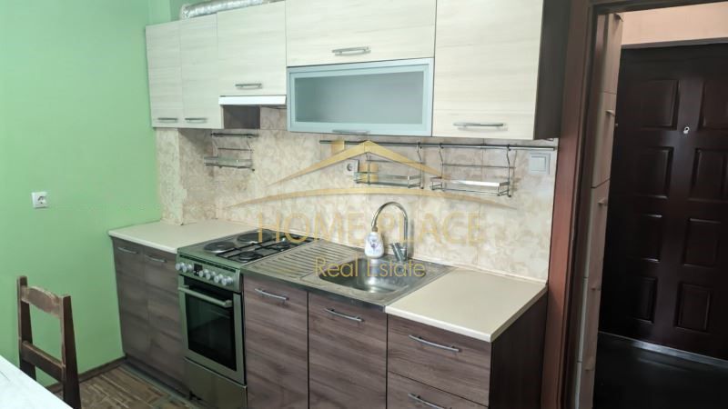 Дава се под наем Двустаен апартамент в Варна, Колхозен пазар - 45 кв.м за 306 € - Снимка #1