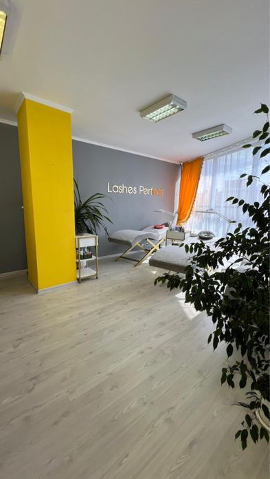 Студия красоты нарашивание ресниц