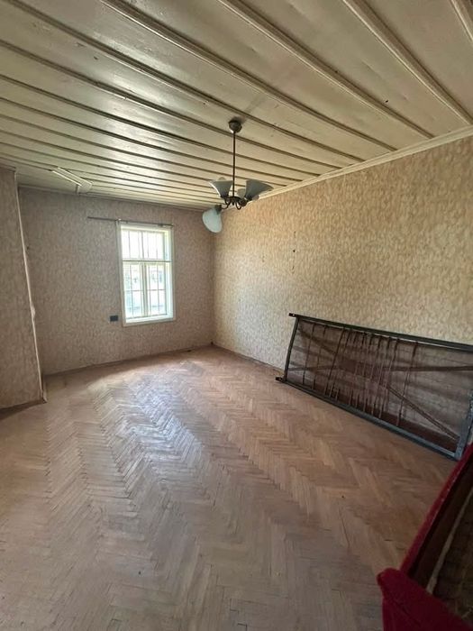 Продавам къща в село Козаревец
