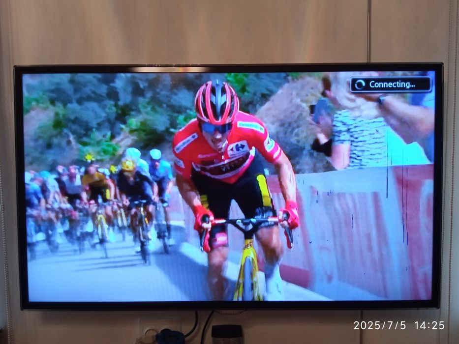 Срочно продам Smart TV