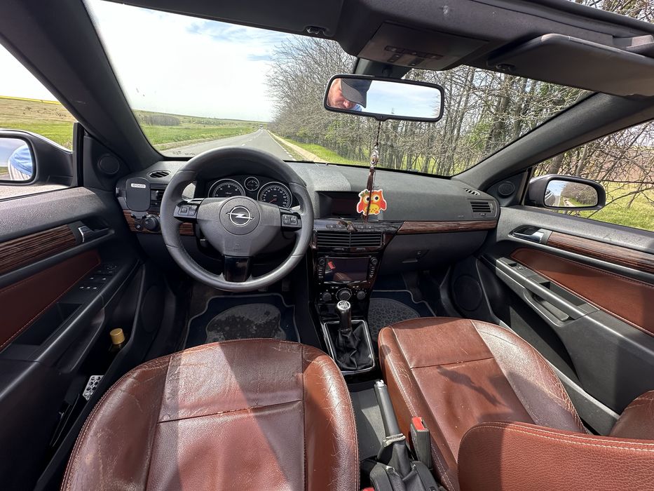 Opel astra h twintop 1.9 CDTI 140 CP