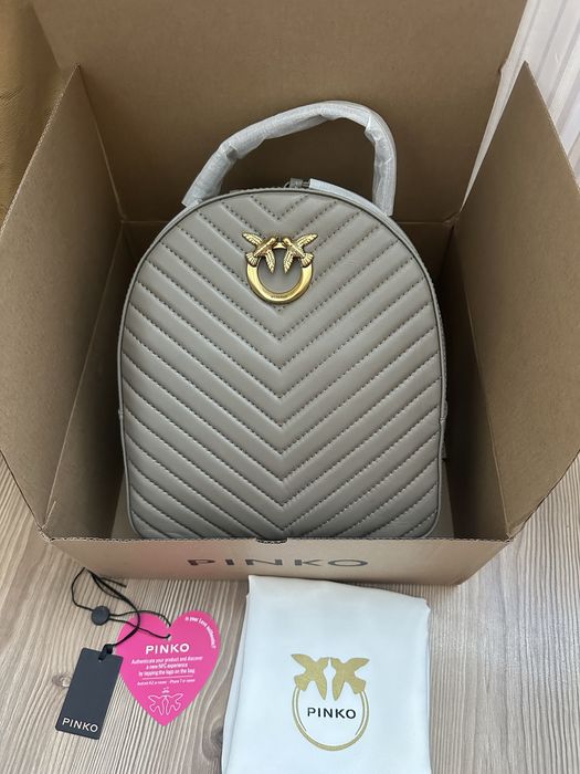 Чисто нова раница PINKO в сив цвят