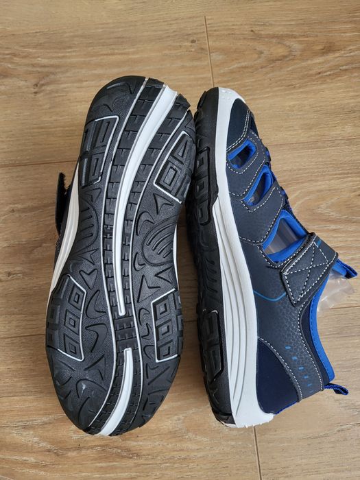 Летние сандали, новые 37р.