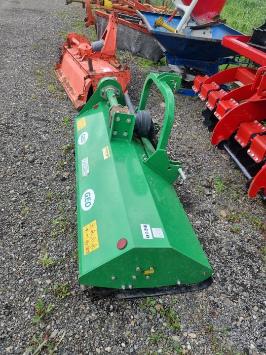 Tocatoare resturi vegetale 2.30 m si Geo 1.75m pe ciocane