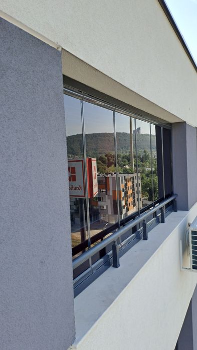 Безпрофилно остъкляване за тераси, балкони и веранди