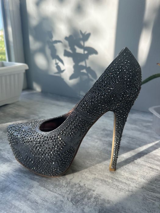 Обувки за официален повод или бал