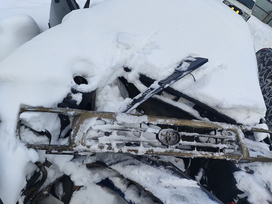 Запчасти Тойота рунер