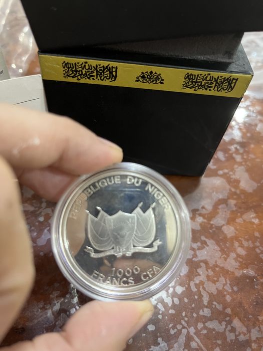 Монета коллекционная