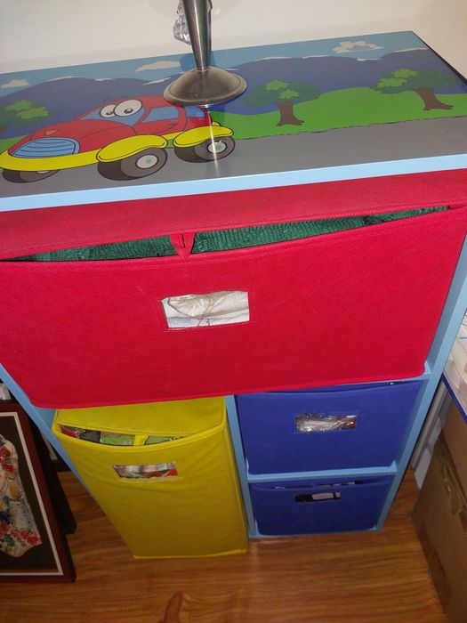 Детски скрин - многоцветен