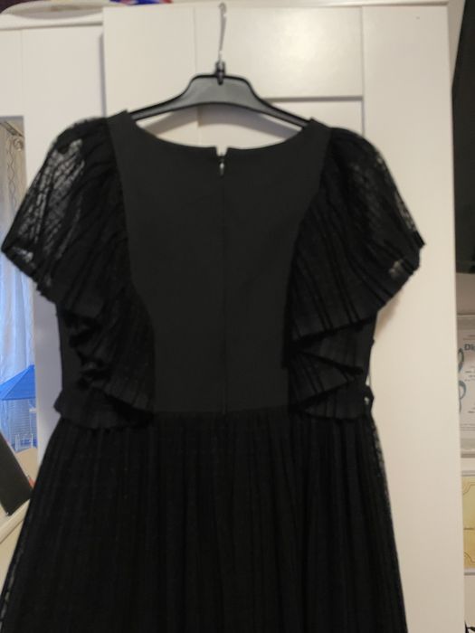 Rochie neagra dantela plisata buline