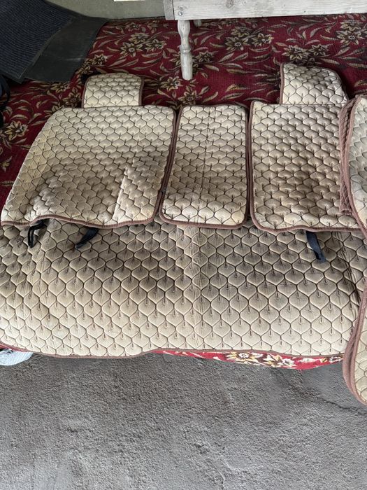 Продам чехлы б/у