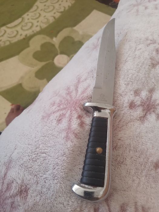 Vase de tot felu cutie militara 50 lei