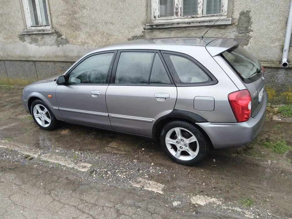 Продавам Мазда 323ф.Спорт