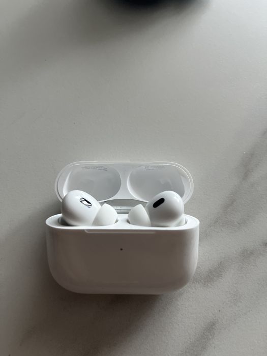 Продается оригинал Airpods pro2 nd