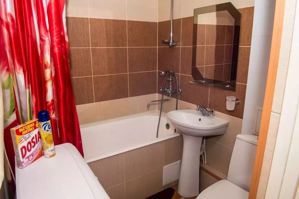 Набережная рядом, 1 ком