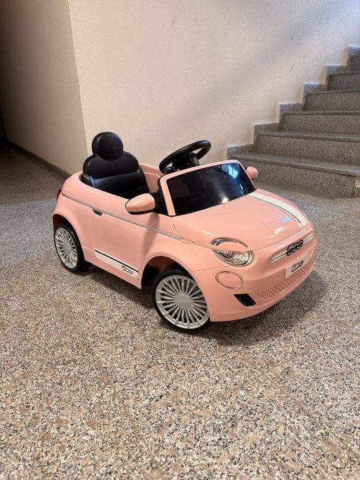 Masinuta electrica copii Fiat 500 roz cu telecomanda