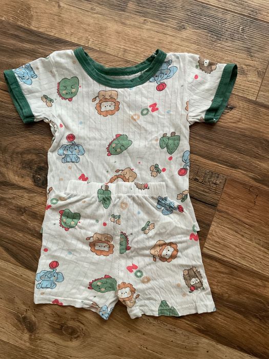 7 Детски пижами с къс и дълъг ръкав, размер 24 мес.