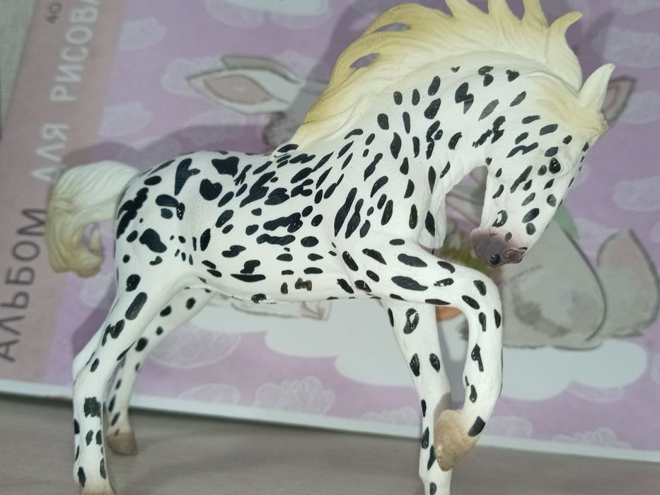 Лошадь шляйх коллекционноя