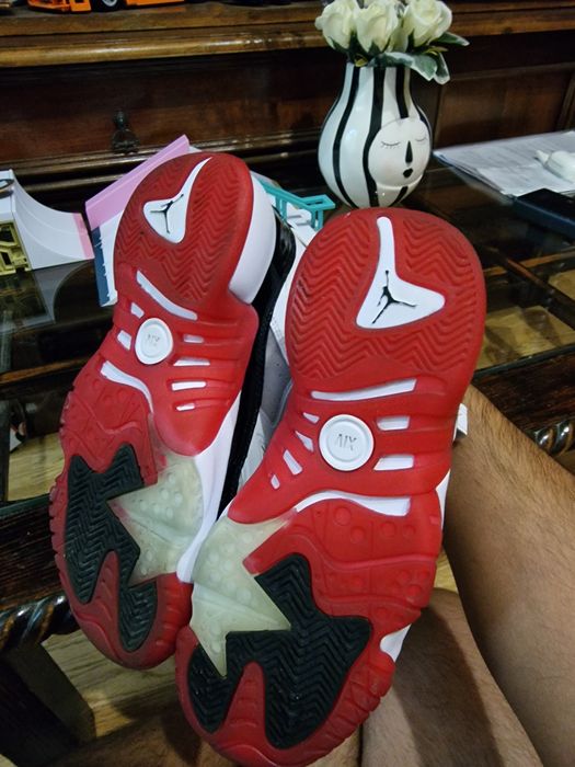 Adidasi Jordan two trey 40