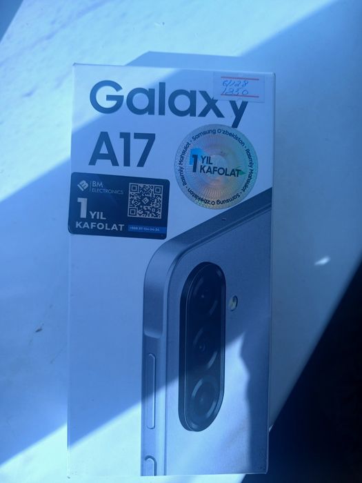 Samsung telefon a17
