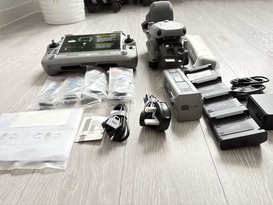 Drona DJI Matrice 4T Noua