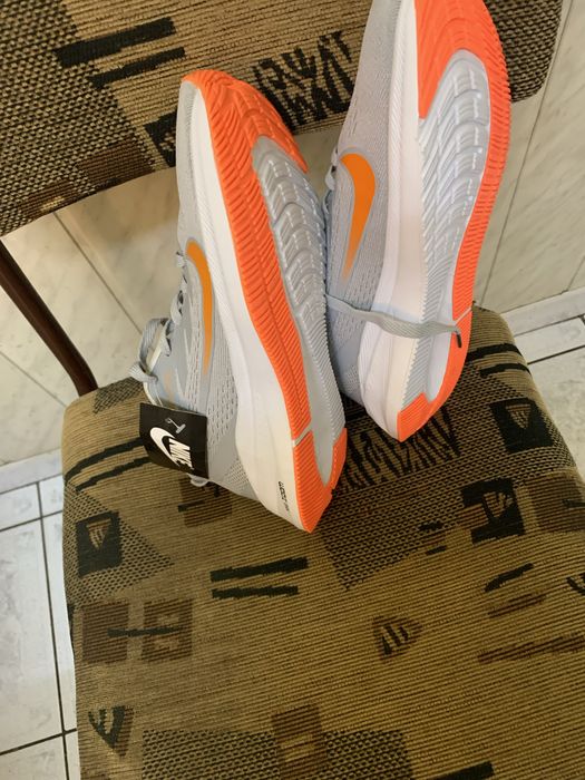 Adidas Nike Zoom noi
