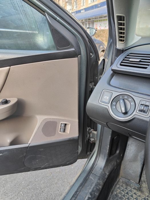 Vând Vw paSsat 2006 1.6 fsi