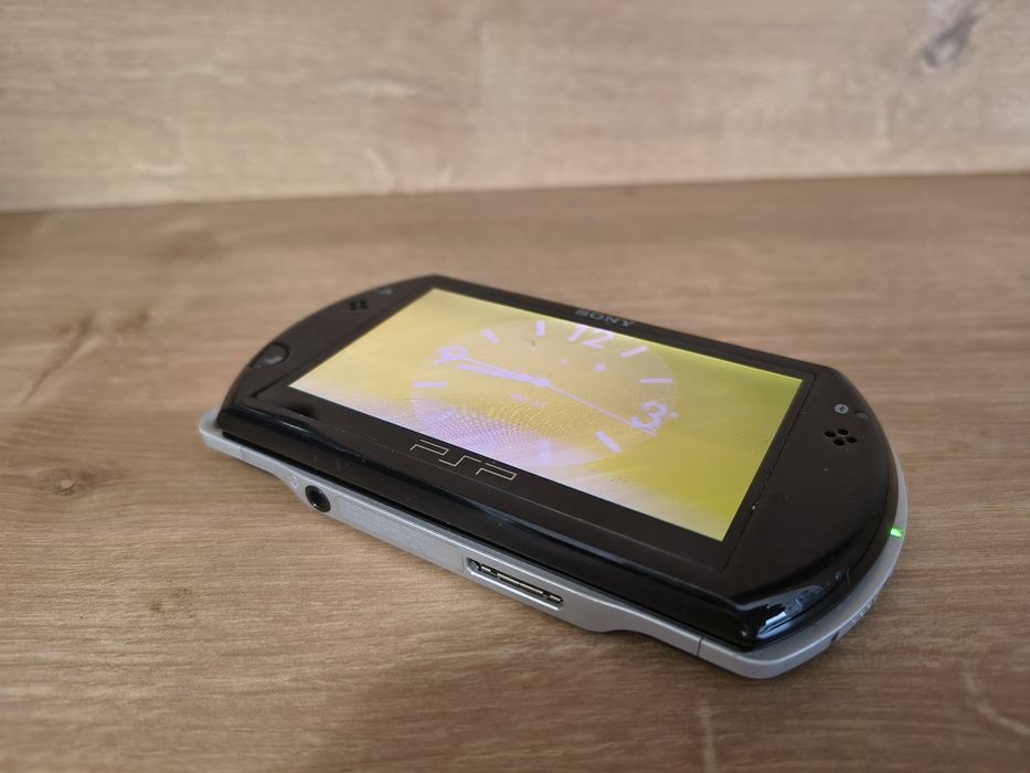 Playstation Sony PSP Go
