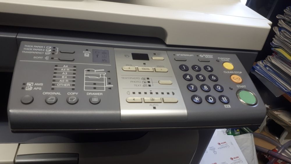 Service imprimante,multifunctionale laser alb-negru/color,consumabile+