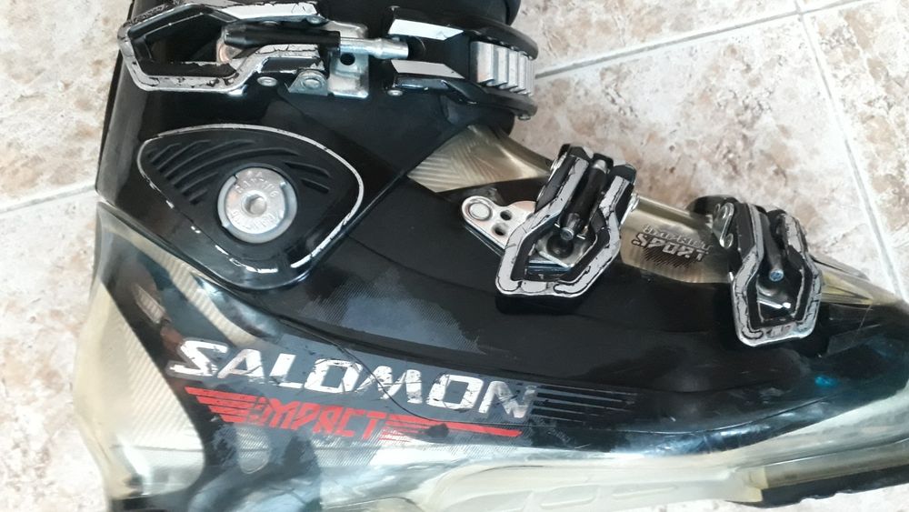 Продавам ски обувки Salomon