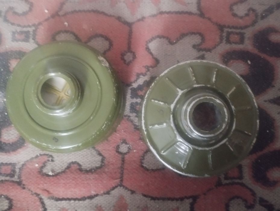 Продам противогазы и тд