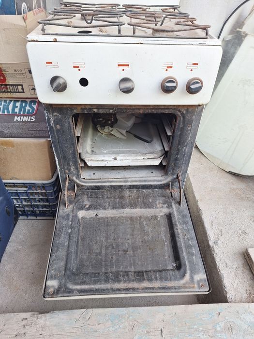 Газ . Плита советская.