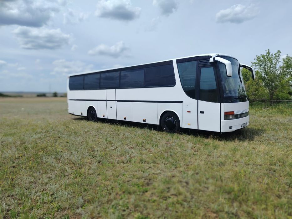 Автобус для развозки персонала