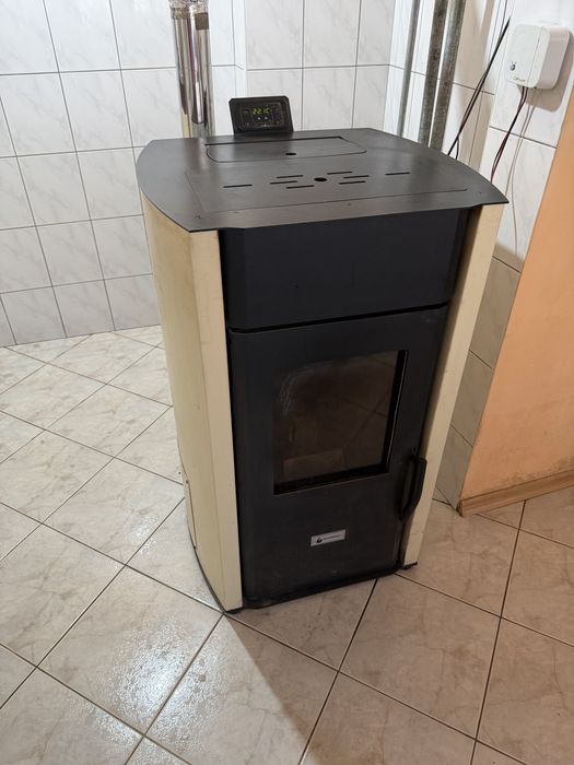 Пелетна Камина EkoSpar Алба