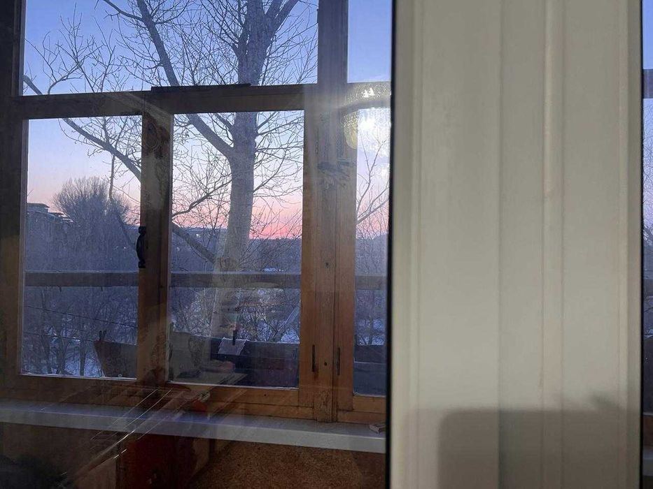 Продам 3 комн квартиру на 12мкр