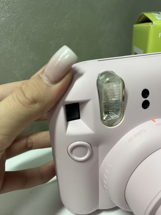 Fujifilm Instax Mini 12 – розов (Blossom Pink) + лента(10 кадъра)