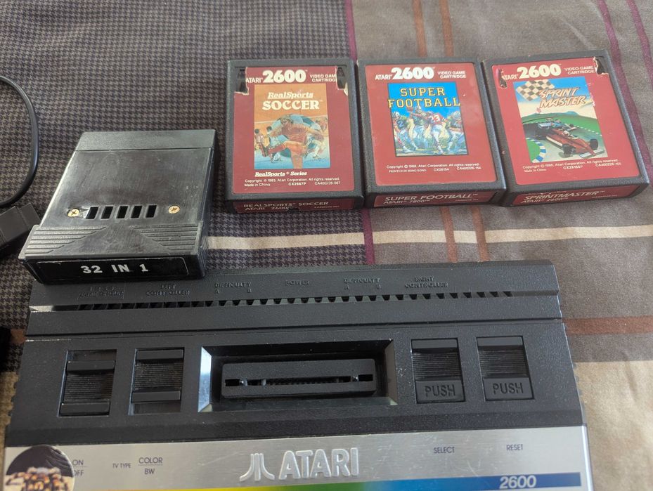 Atari 2600 Junior комплект