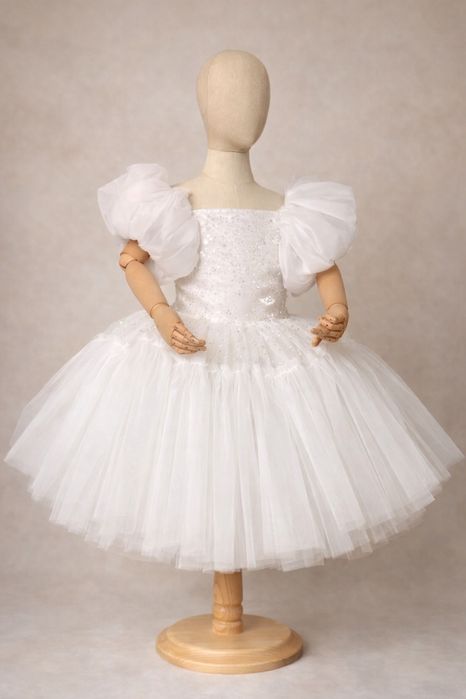 Продам детские нарядные платья